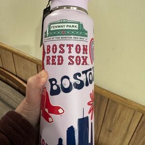 Boston Red Sox Fenway Park Stainless Steel 34 oz Water Bottle
